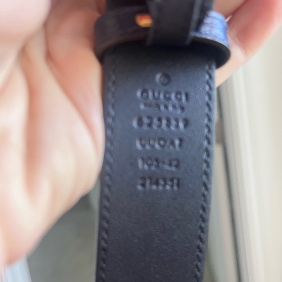 Guy I belt comes with a box look new - Picture 6 of 8